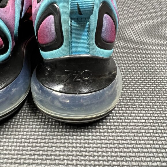 Size 9.5 - Nike Air Max 720 Red Gradient main image 5